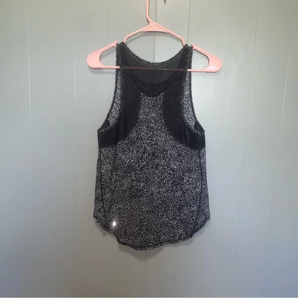 Lululemon Sculpt Tank II Polar Shift Alpine White Black Size 4